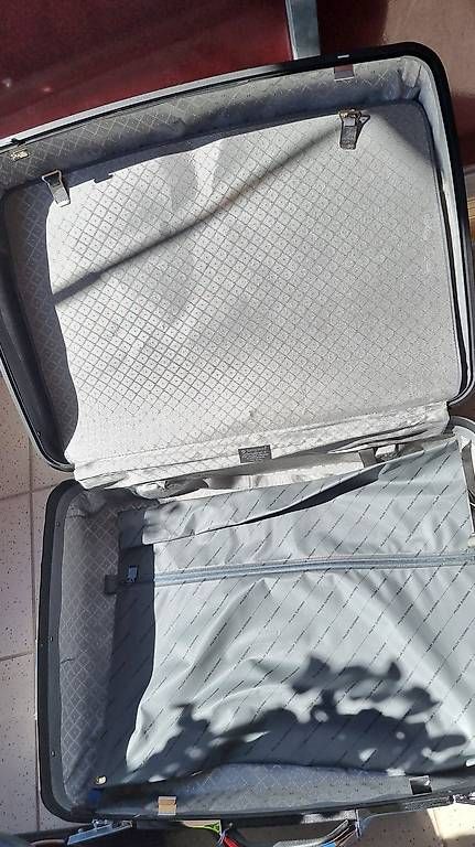 Valises de voyage: Valise Sensonite – D'occasion à La Tour-de-Peilz par JackDev