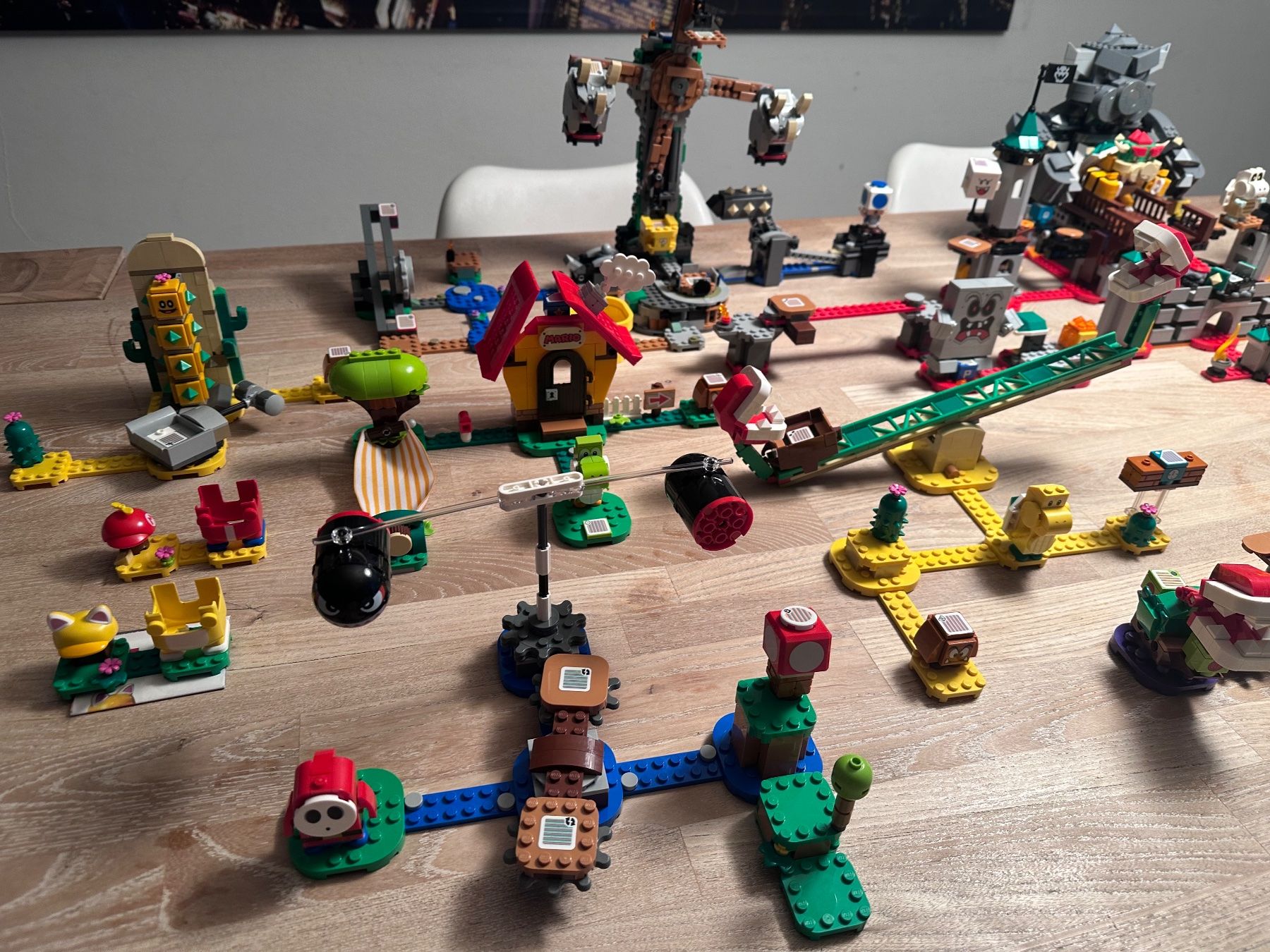 Lego Kit di costruzioni: Riesiges Lego Super Mario Set – Nuovo (secondo la descrizione) da Volketswil venduto da Franky1980