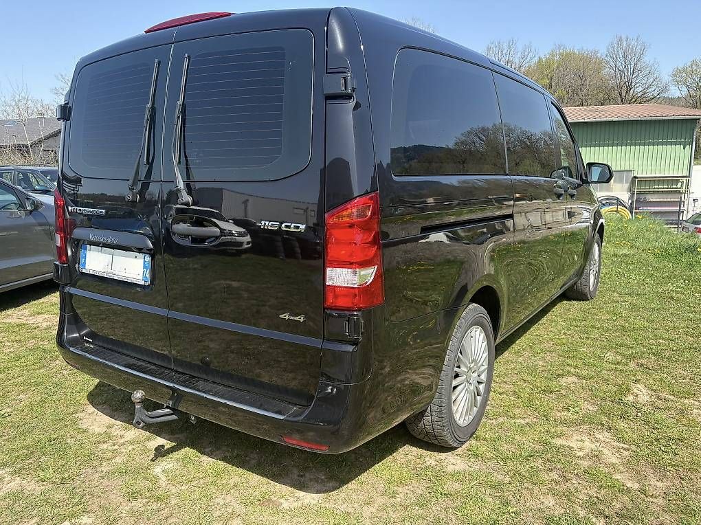 Automobili: Mercedes Vito Tourer Sélect L 4x4 – Usato da Vuadens venduto da dav_w6k7 3