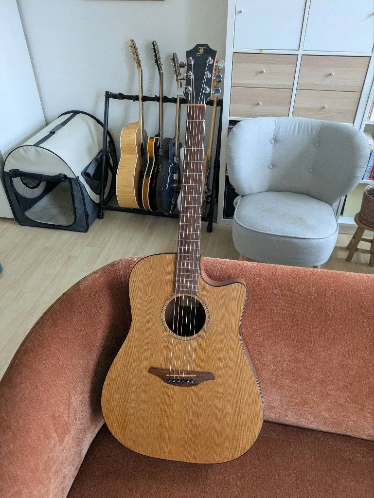 Strumenti musicali: Furch D40 Akustik Gitarre – Usato da Saland venduto da steffimick2005