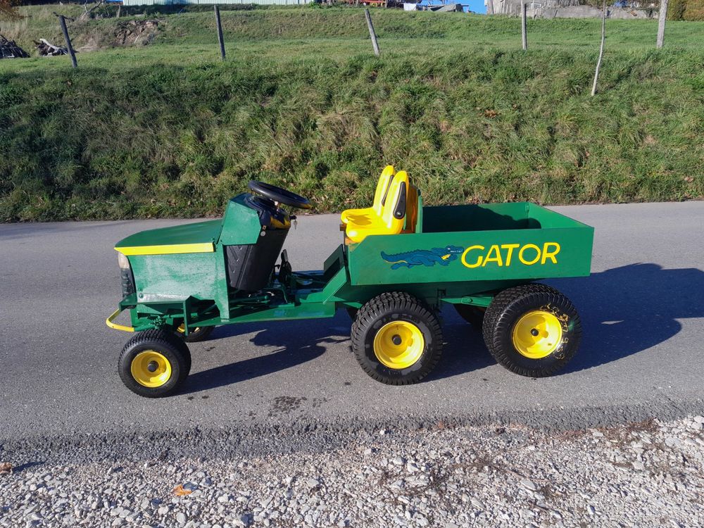 Gator John-Deere pour enfant: Traktor, Rasentraktor