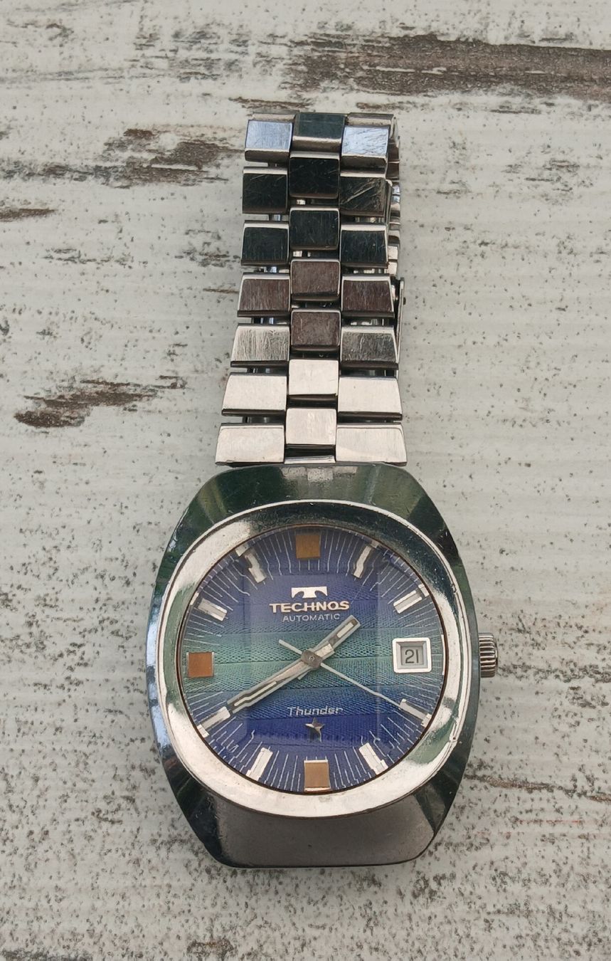 Technos Orologi: Technos Auto Date Thunder with blue dial and faceted crystal – Usato da St-Cergue venduto da gar_x2b7 4