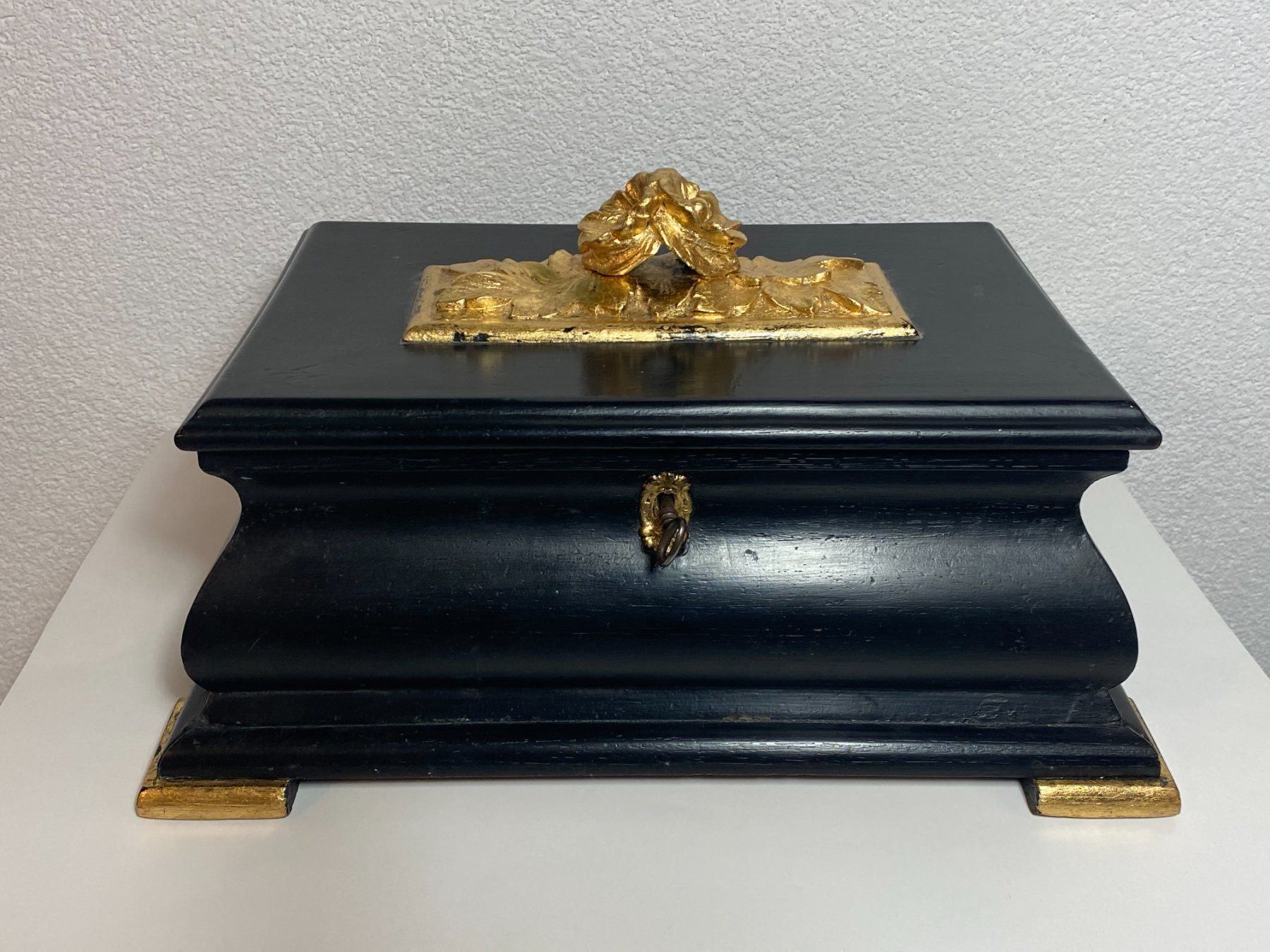 Cassapanche: Truhe Schatztruhe klein mit Schloss Deko – Usato da Vaduz venduto da Unikate-Markt