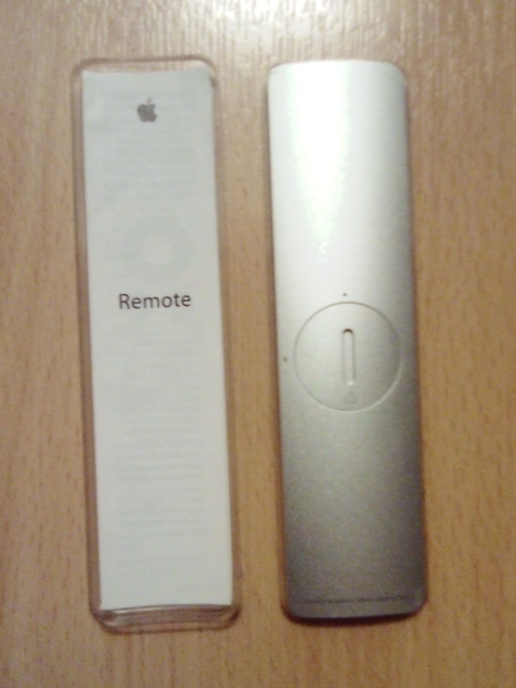 Apple Telecomandi: Apple Remote A1294 | MC377Z/A (NEU) – Nuovo e nell'imballaggio originale da Winterthur venduto da Colonica 1