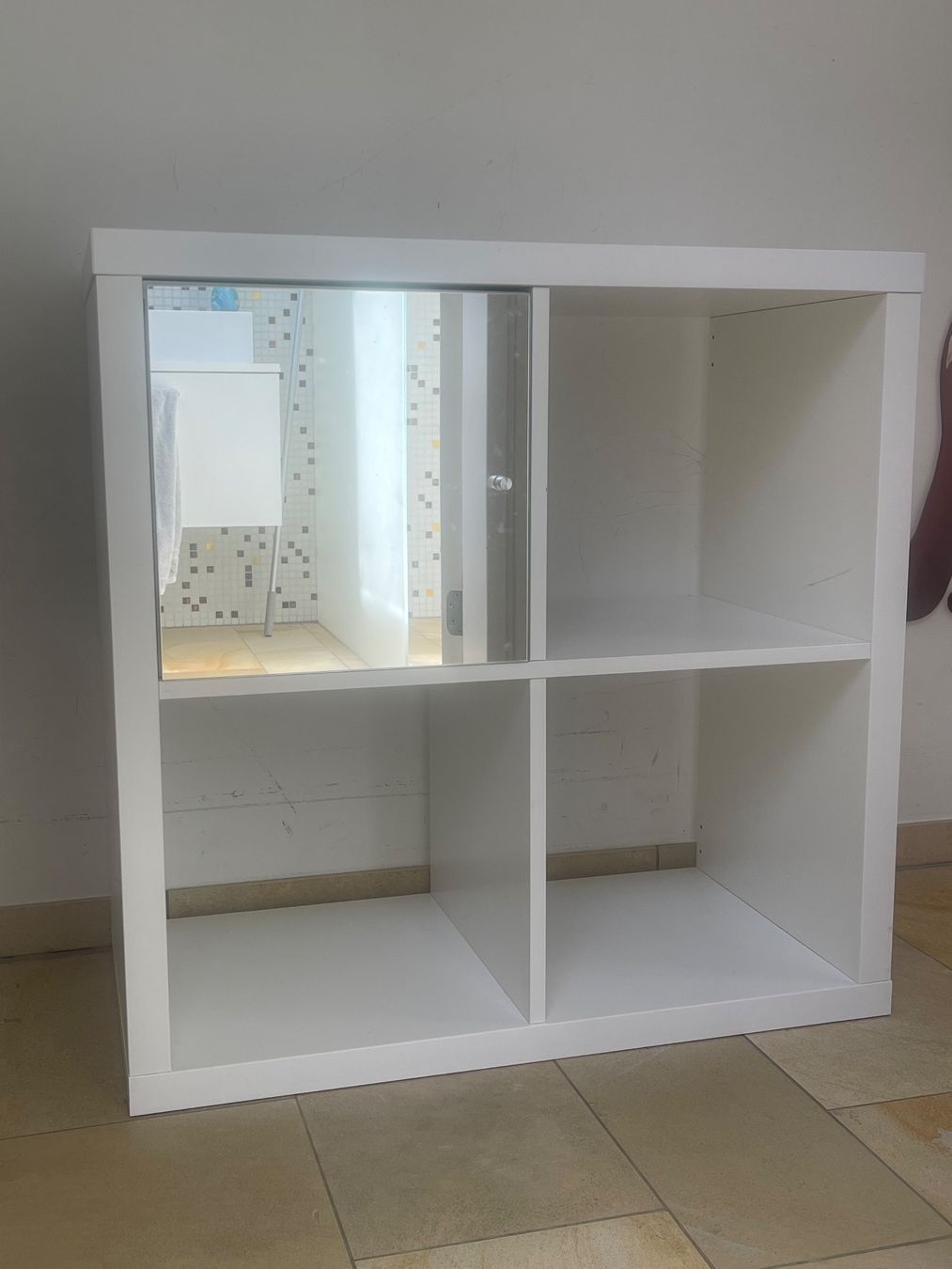 Ikea Regale: Regal mit Spiegeltür-Fach – Gebraucht aus Maisprach von Leoli123