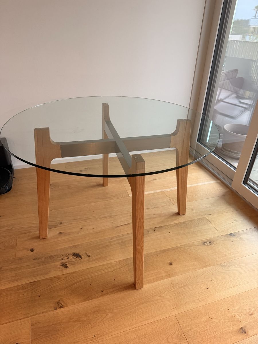 Tavoli: Glass dining table for 4 – Usato da Zürich venduto da gab_2gvg 1