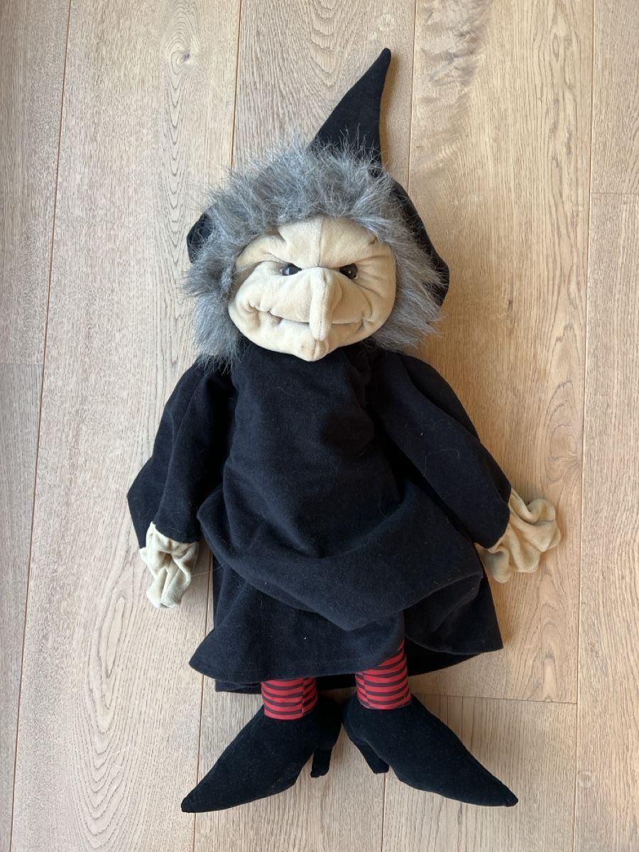 Bambole: Folkmanis Handpuppe Hexe – Usato da Hertenstein AG venduto da Stadtturm