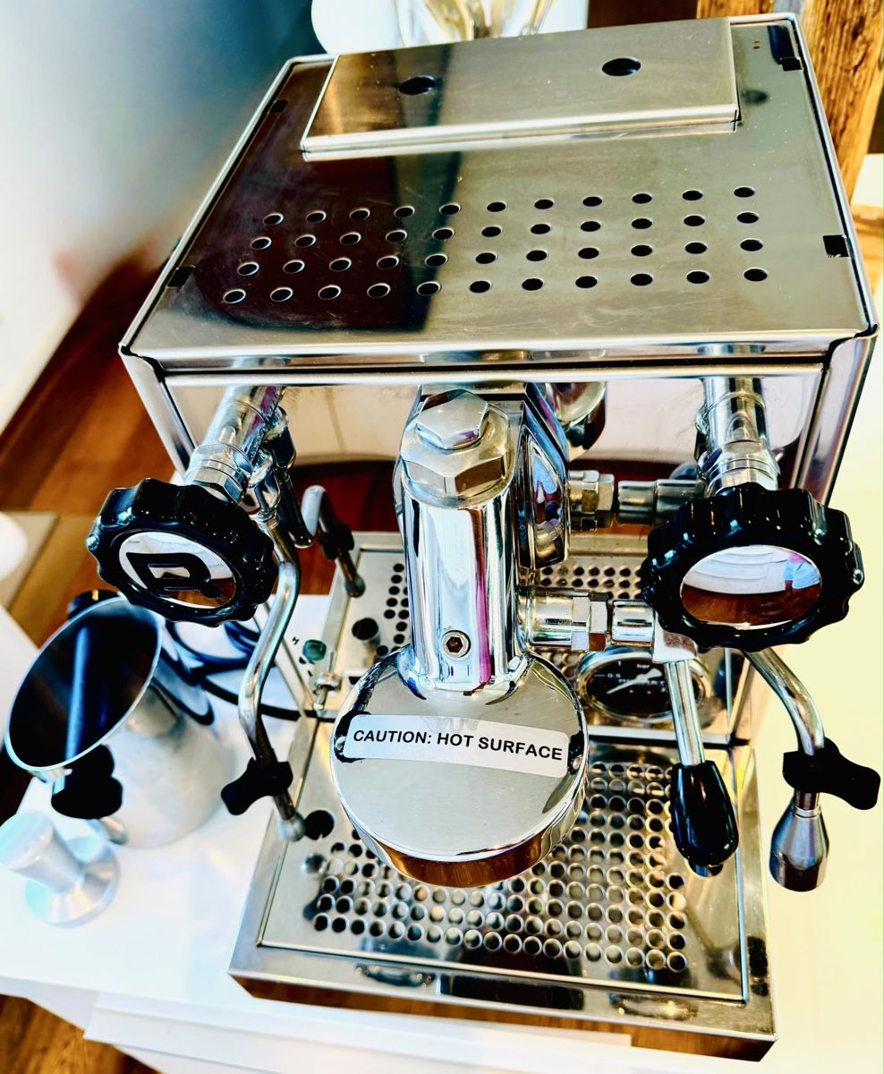 Rocket Machines à café & Machines à expresso: Rocket Appartemento Siebträgermaschine – Neuf (Voir description) à Moosseedorf par mswalker