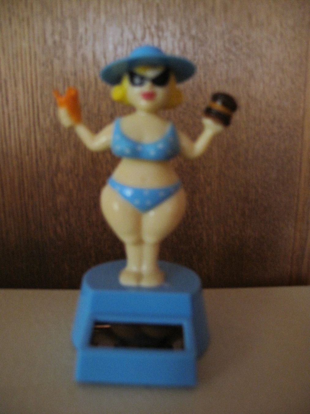 Figurines: Funny Solar Wobbler, nigelnagelneu – D'occasion à glarus par Engel_888