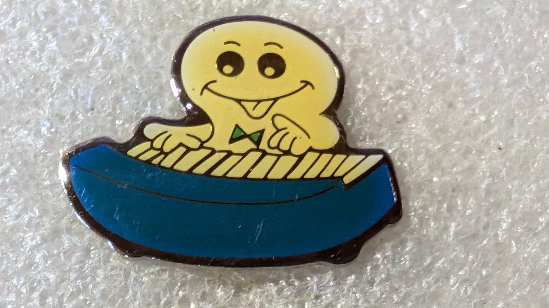 Placchette & Badge: Ansteckpin 223: Maga Bio – Usato da Oppligen venduto da Pin-Fall-Shop