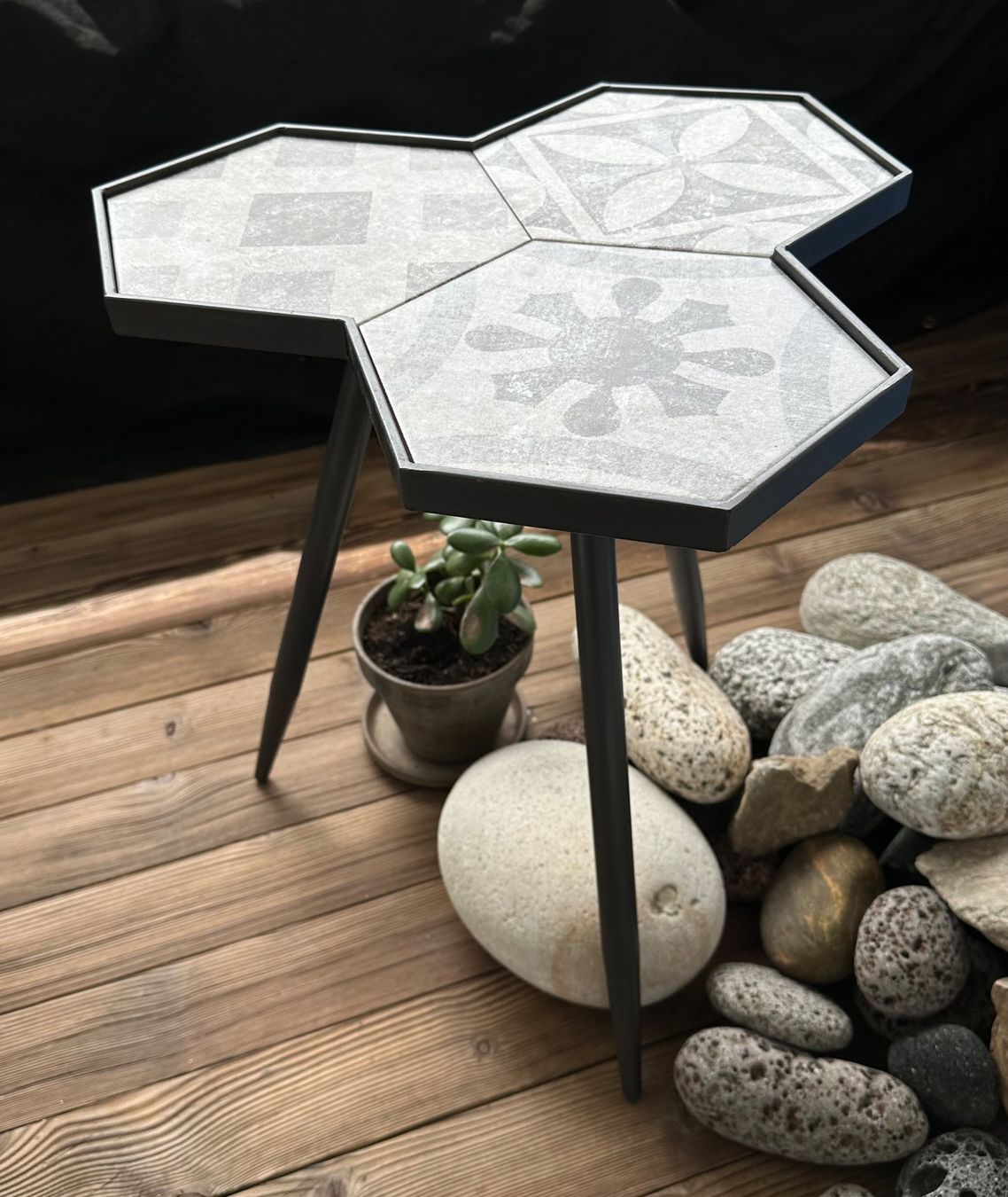 Comodini: Designer Beistelltisch Dialma B – Nuovo e nell'imballaggio originale da Davos Platz venduto da Himbeerblau