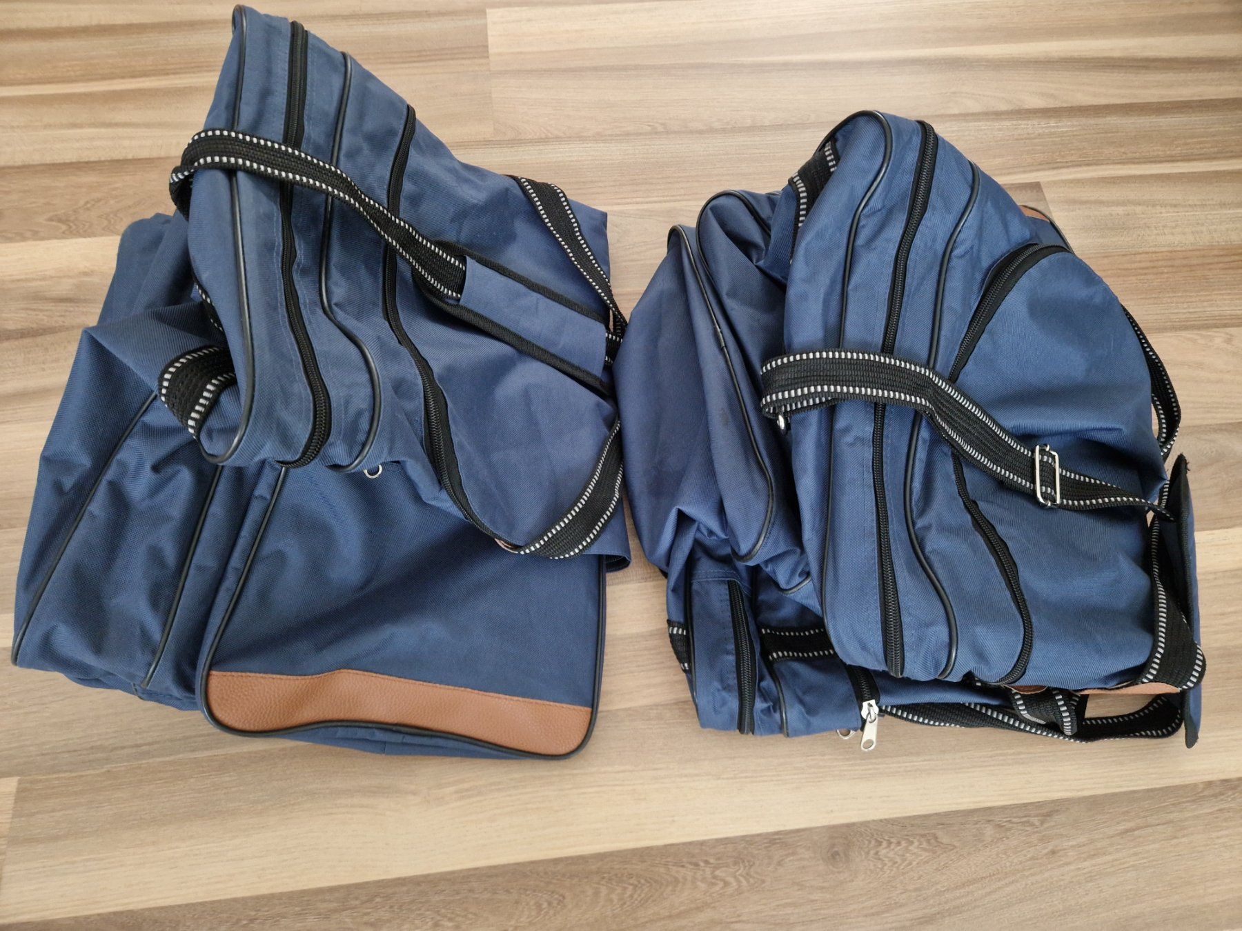 Borse: 2 x extra grosse Reisetasche 120L – Usato da Diessenhofen venduto da Lisa2003 8