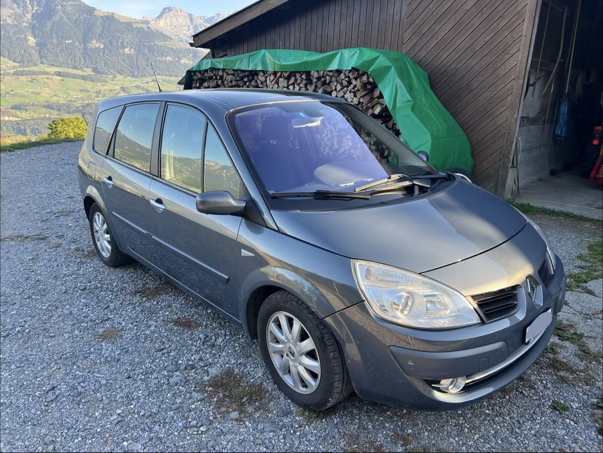 Autos: Renault Mégane Sénic ll – D'occasion à Sachseln par raffika91 3