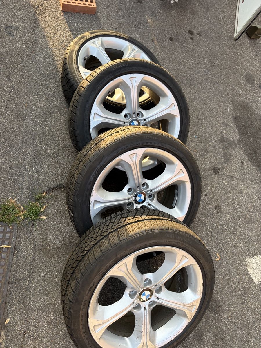 BMW Pneus & Roues: Bmw Räder mit 225/45R18 – D'occasion à Wettingen par Nici1932