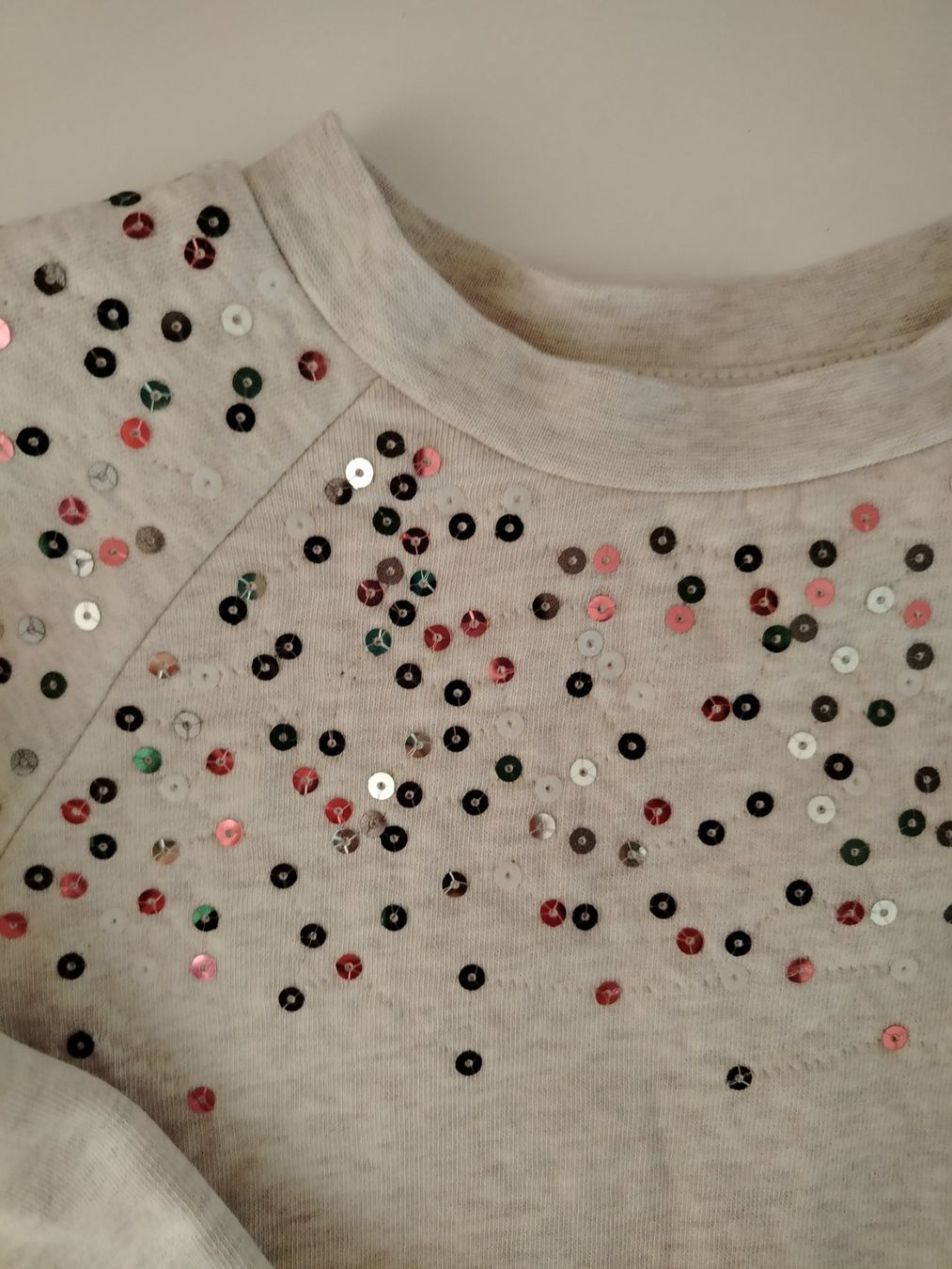 Pulls et sweat-shirts: Pailettenpullover aus Baumwolle – D'occasion à Schönenbuch par sop_n7zd 1