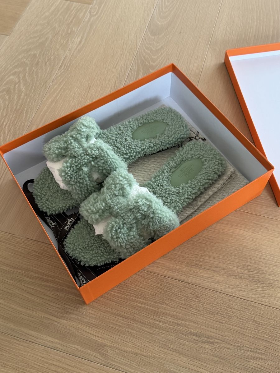 Hermès Scarpe da donna: Hermès Oran Teddy NEU (37.5) – Nuovo (secondo la descrizione) da Thalwil venduto da kirakirashop 5
