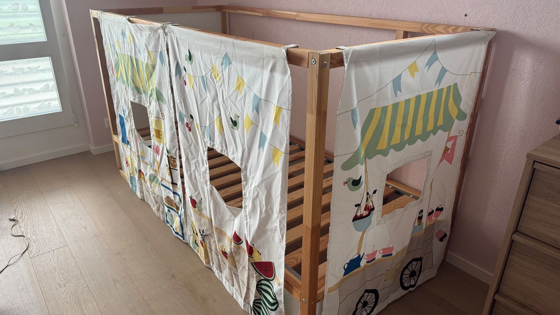 Lits: Kinderbett Ikea Kura – D'occasion à Tägerig par Henri73 1