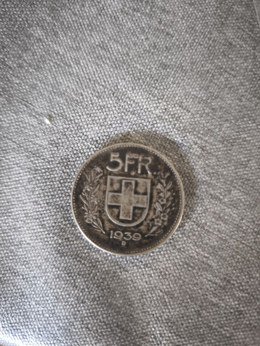 Tutti le monete: Schweizer 5.- Münze aus 1939 – Nuovo e nell'imballaggio originale da Dinhard venduto da seuzacher