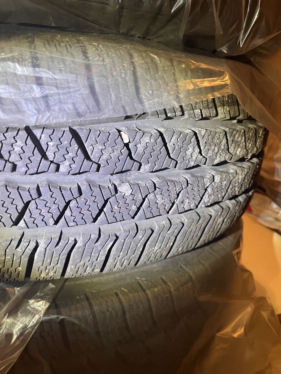 Pneumatici & Ruote complete: Winter VanContact 195/65 R16 C – Usato da Eglisau venduto da eglisau1 3