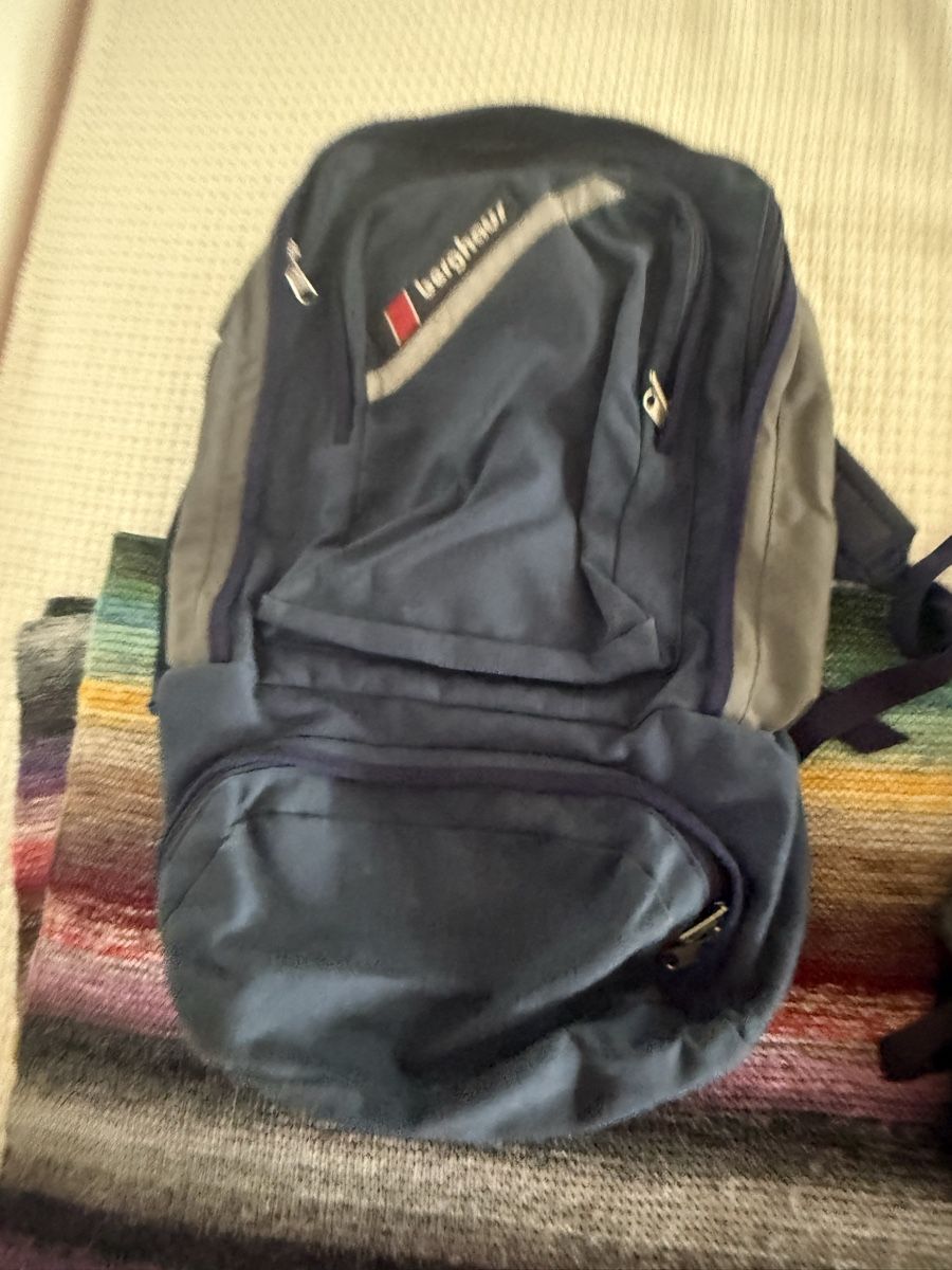 Rucksäcke: Rucksack – Gebraucht aus Zollikerberg von Fina2022