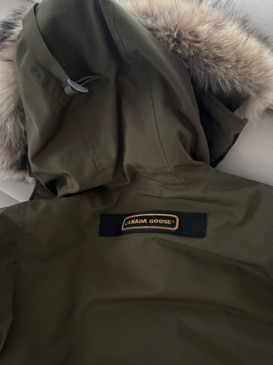 Giacche: Canada Goose Winterjacke Parka, , Gr. M – Usato da Holderbank AG venduto da CH-Holderbank 2