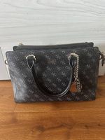 Guess Handtasche - Schwarz