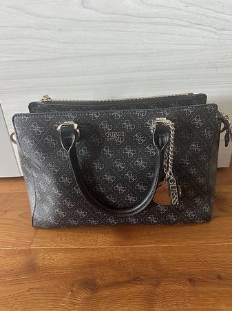 Guess Handtasche - Schwarz