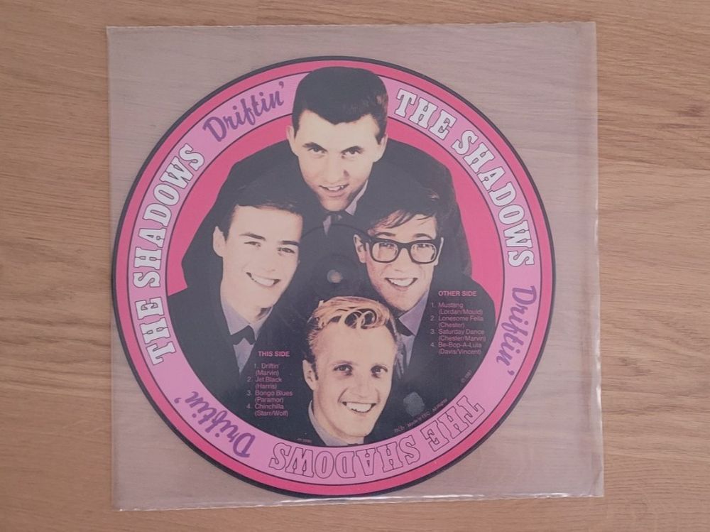 LP The Shadows (Gebraucht) in Martigny für CHF 5 – mit Lieferung auf ...