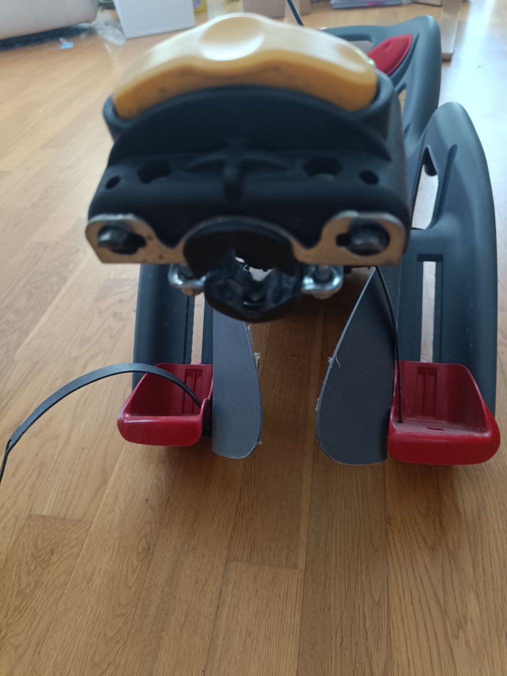 Pezzi di ricambio: Fahrrad Kindersitz – Usato da Allschwil venduto da kir_7mf5 2