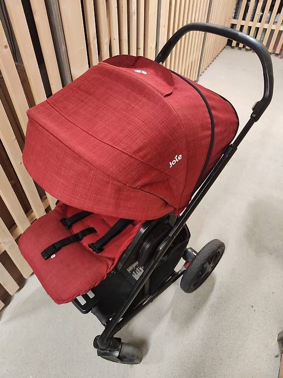 Carrozzine: Poussette 0-4 ans excellente protection contre le soleil – Usato da Saint-Blaise venduto da Elise- 1