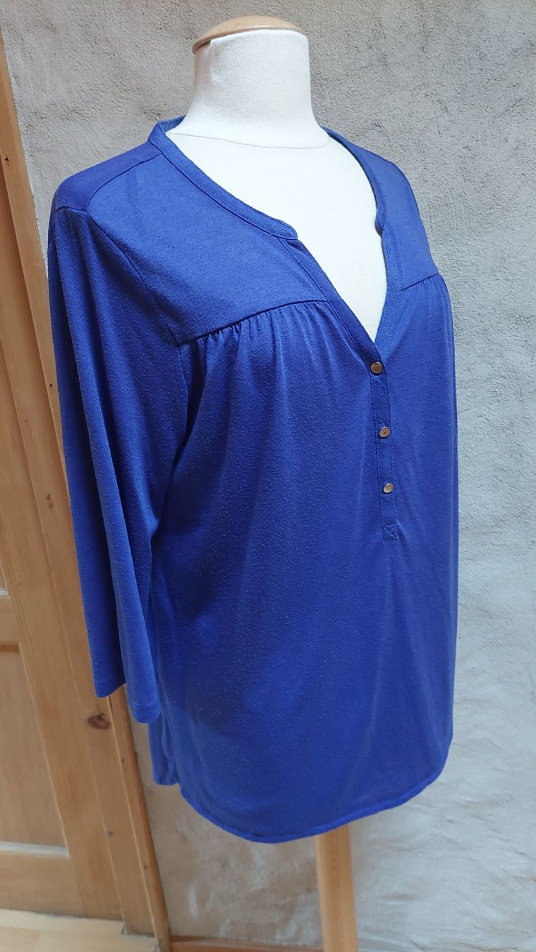 H&M Blusen: Chemisier bleu roi, taille L – Gebraucht aus Marsens von fripe-milodon 1
