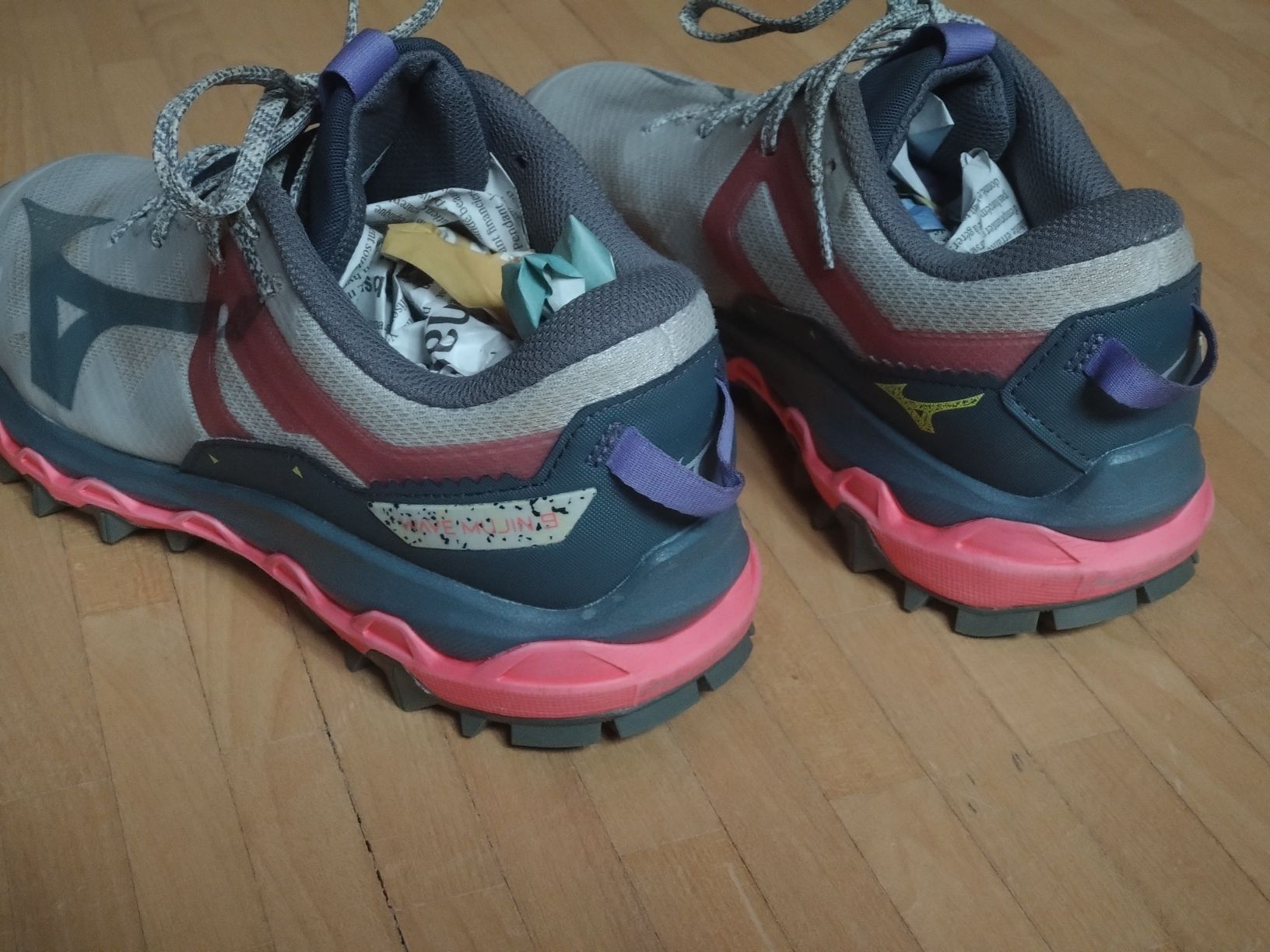Mizuno Damenschuhe: Chaussures de trail Mizuno Wave Mujin 9 Taille 39 – Gebraucht aus Farvagny-le-Grand von LaCaverne 4