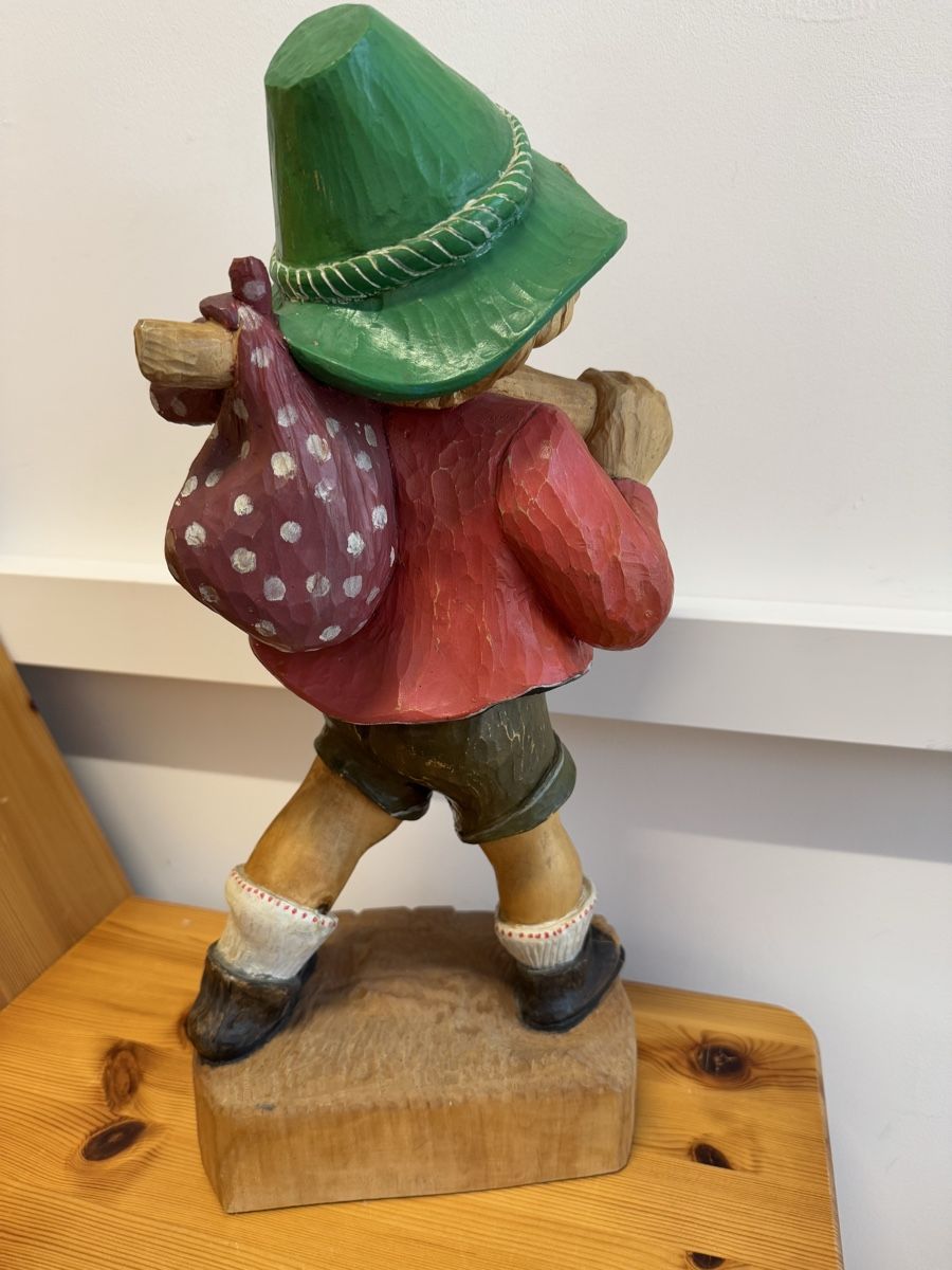 Skulpturen & Statuen: Holzschnitzerei Holz Figur Wanderjunge 43 cm Farbige – Gebraucht aus Morges von SevArt 5