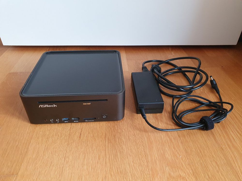 Mini PC Multimédia ASRock Vision HT 311D - I3, 4Go RAM, Télécommande Incluse