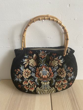 Vintage Stickerei-Handtasche mit Bambusgriff Unikat & sehr
