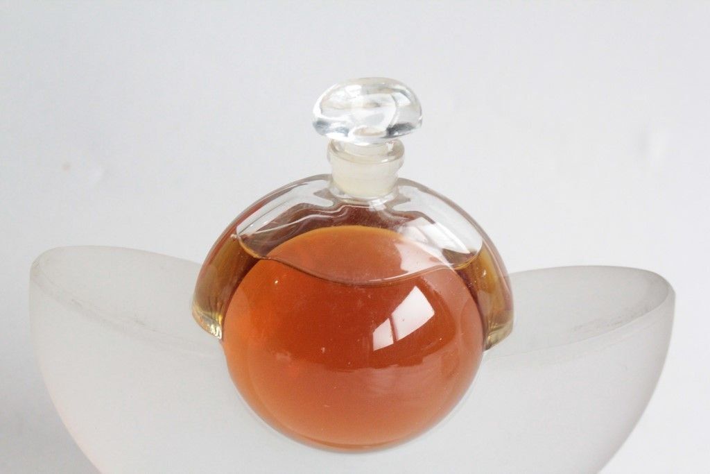 Paloma Picasso Profumi & Eau de Toilette: Flacon de parfum Paloma Picasso 30 ml – Usato da Vandoeuvres venduto da Dom-Tom 4