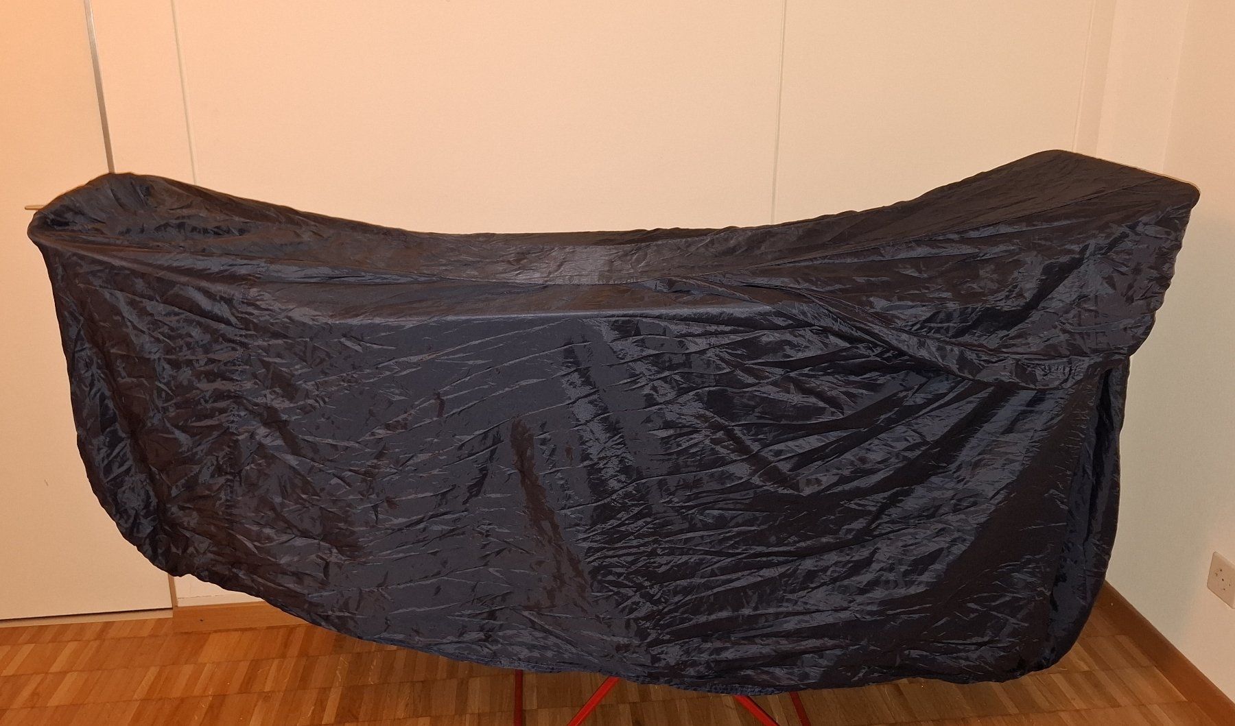 Moto Cover: Set: 2 Roller-/Motorrad-Abdeckplanen (Outdoor+Indoor) – Gebraucht aus Bottmingen von Tomena0214 8