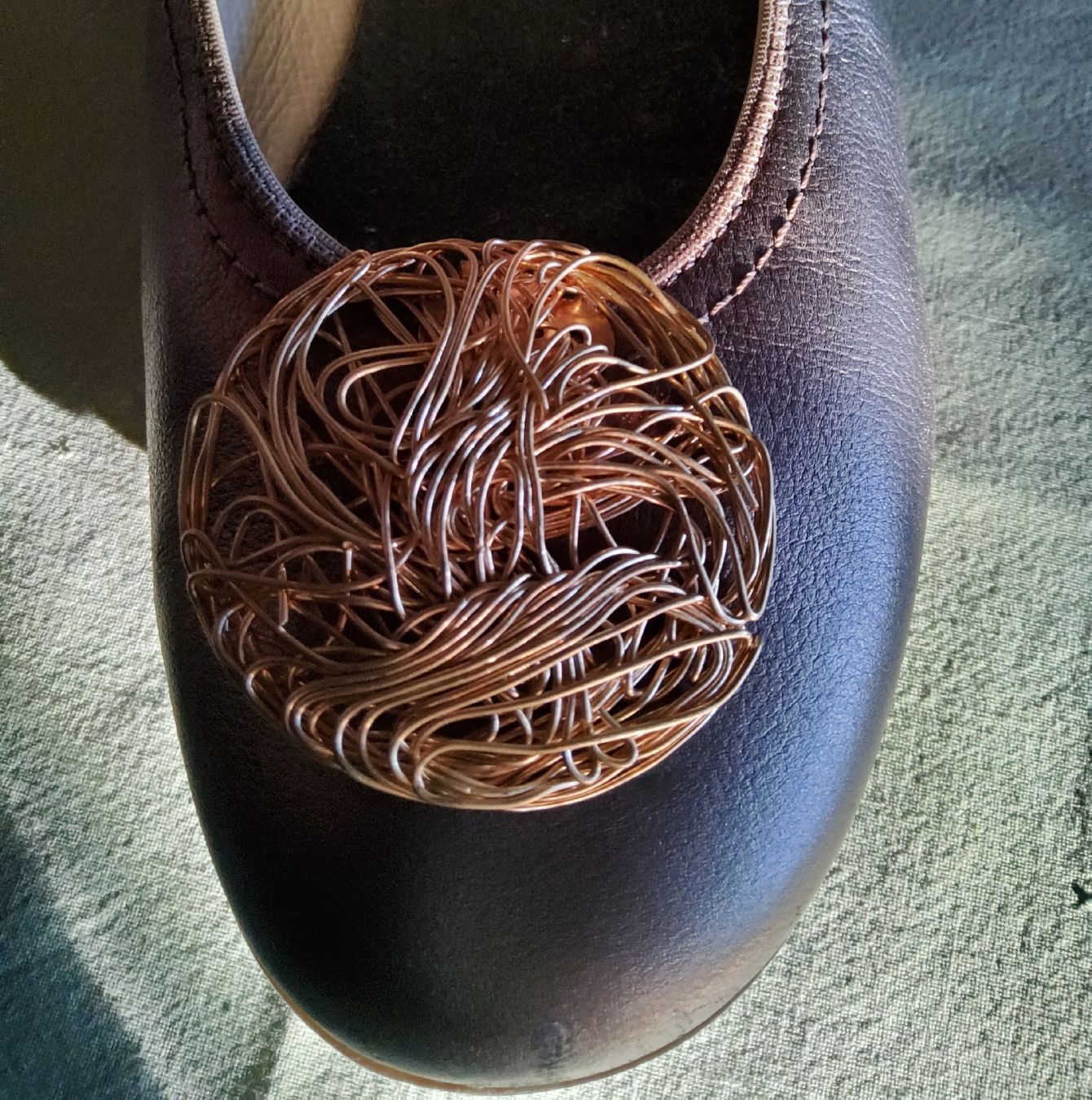 Damenschuhe: Clip zum Aufpeppen ihrer Pumps – Neu (gemäss Beschreibung) aus Le Vaud von Cherzemacheri 1