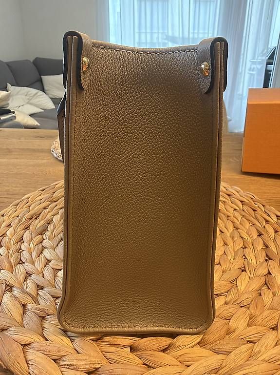 Taschen für Damen: LOUIS VUITTON ONTHEGO TASCHE – Gebraucht aus Dottikon von jus_v5br 2