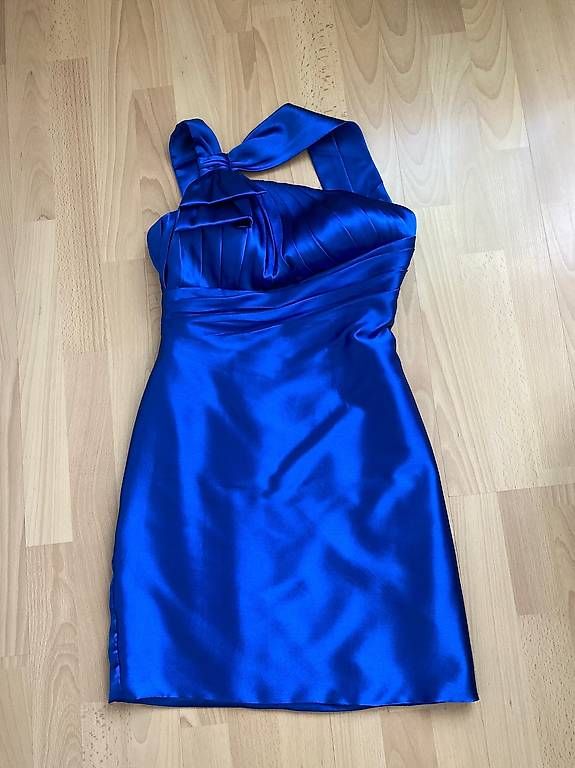 Vestiti: Kleid Blau – Usato da Maur venduto da Leila038 2