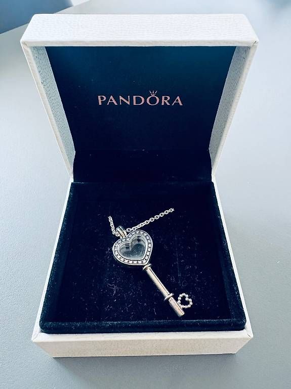 Catenine: PANDORA Grande Collana – Usato da Massagno venduto da whi_d5bd