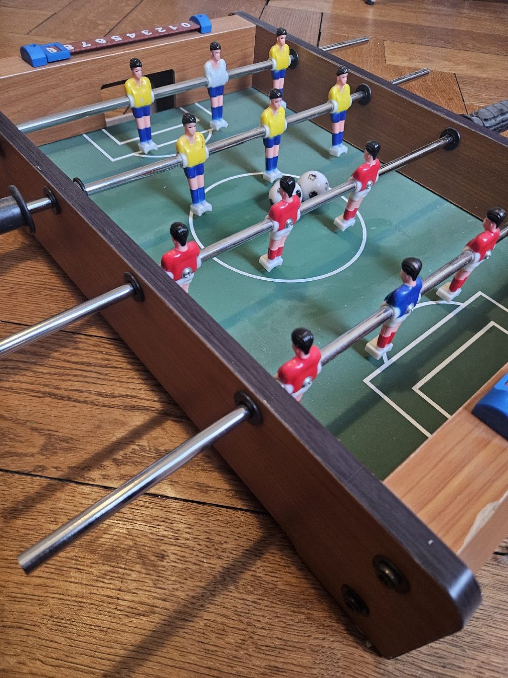 Spiele: Mini Tischkicker – Gebraucht aus Basel von lic_q9m2 1