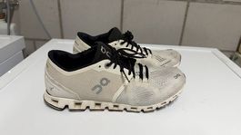 ON Cloud X Schuhe Grösse 40. Oft getragen