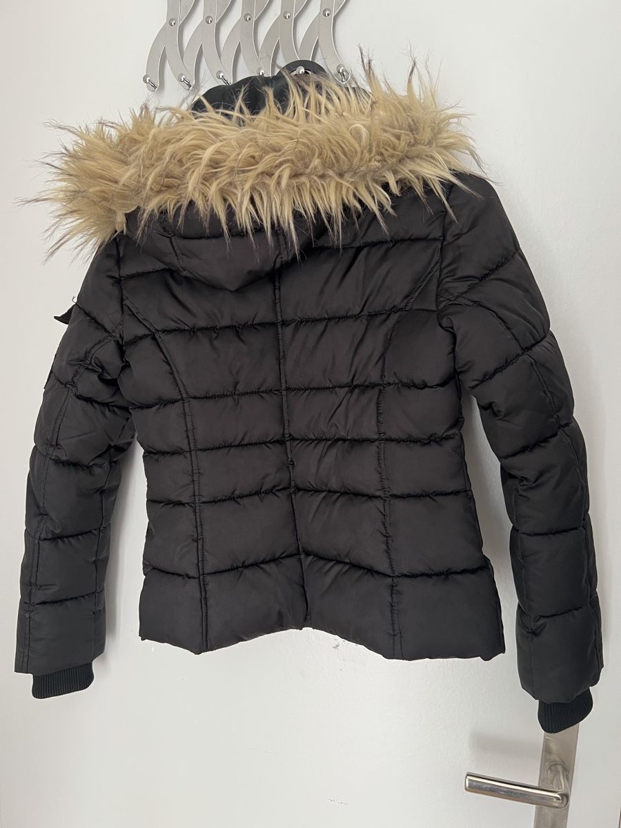H&M Giacche & Cappotti: * Winterjacke Mädchen 134 * – Nuovo (secondo la descrizione) da Küsnacht ZH venduto da MSSL 3