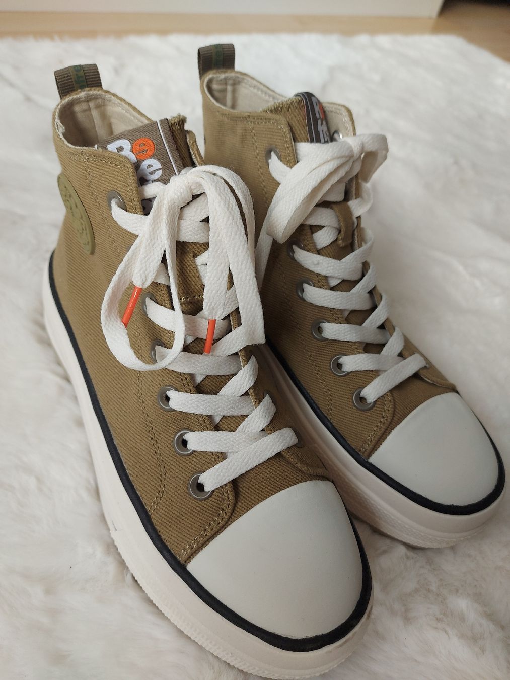 Converse Scarpe da donna: Refresh Sneaker, Khaki Canvas, Gr. 38 – Nuovo e nell'imballaggio originale da Brig venduto da Mak_s2v9 1