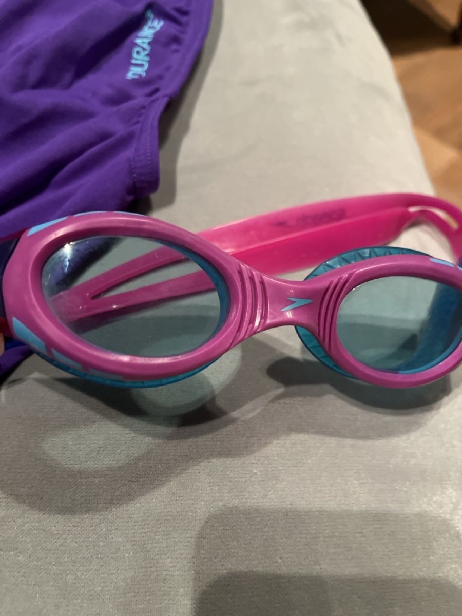 Speedo Badekleider & Bikinis: Speedo Olympic swimsuit + Speedo goggles – Gebraucht aus Rüschlikon von ant_5v7g 4