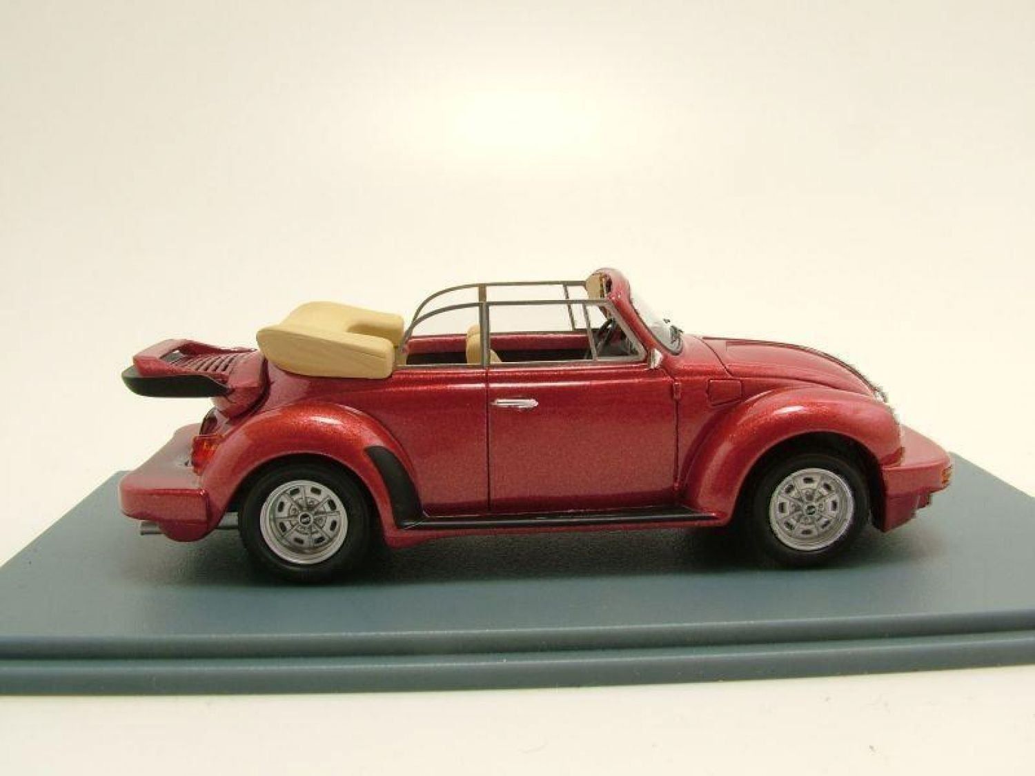 Volkswagen Modellini d'auto: Schult Käfer VW – Nuovo e nell'imballaggio originale da Flawil venduto da Imperiosud 5