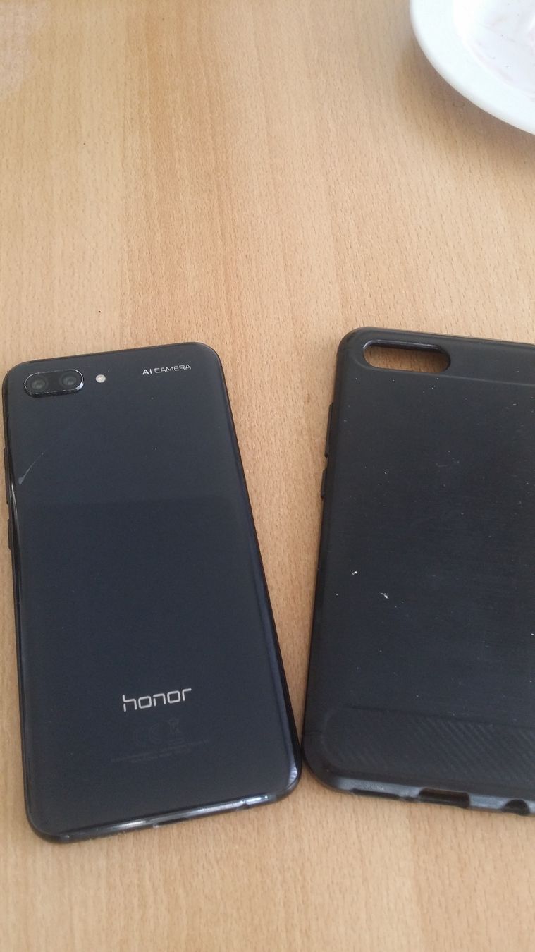 Honor Portables: Honor 10 Handy 64gb – D'occasion à Flawil par rcnkr 1