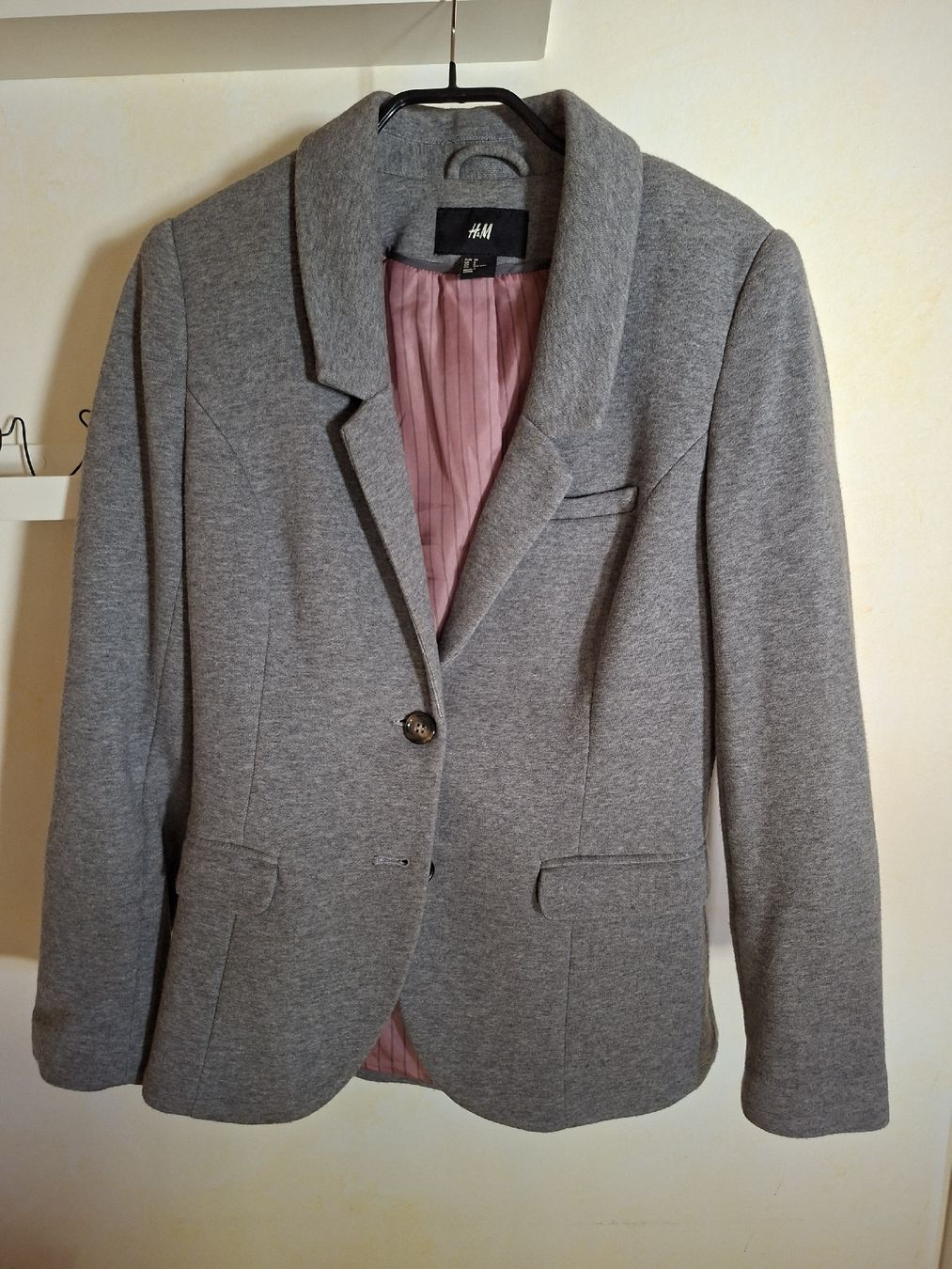 H&M Vestes: blaser H&M – Neuf (Voir description) à Payerne par memich