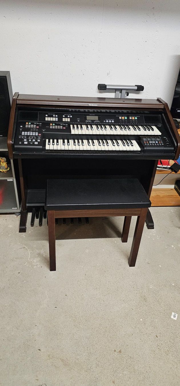 Technics Strumenti musicali: Technics Digital-Keyboard mit Hocker, Topzustand – Usato da Sins venduto da sagitarius58